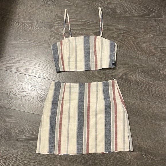 Matching set - Picture 1 of 6